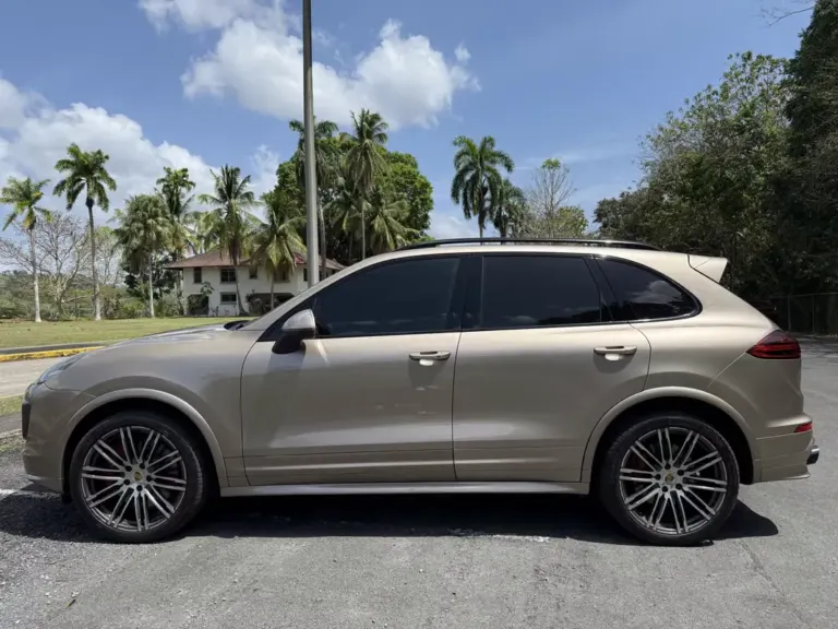 2015 Porsche Cayenne