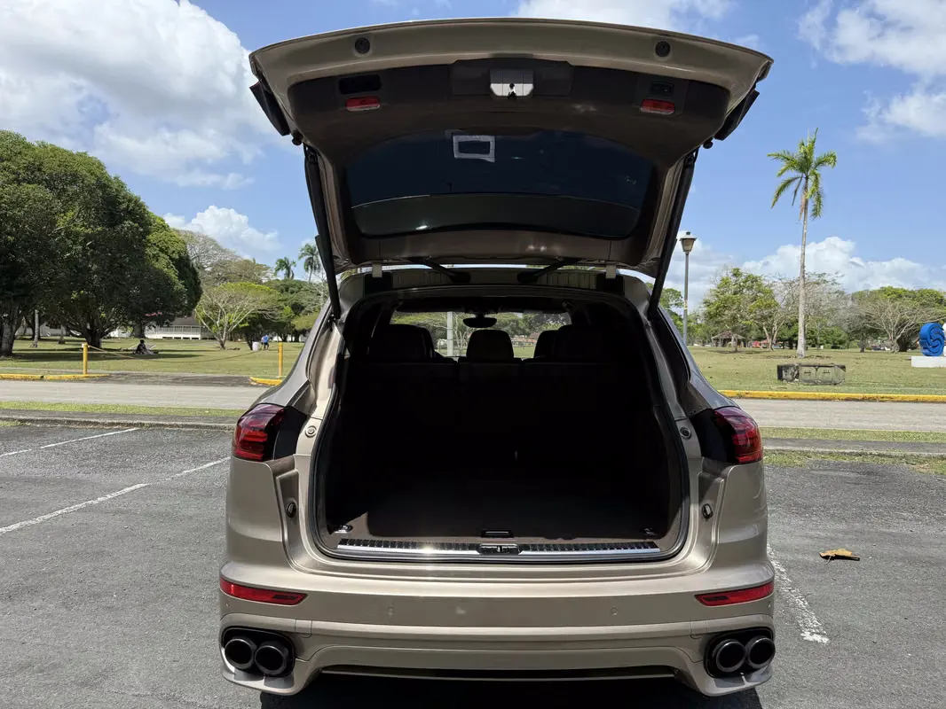 2015 Porsche Cayenne