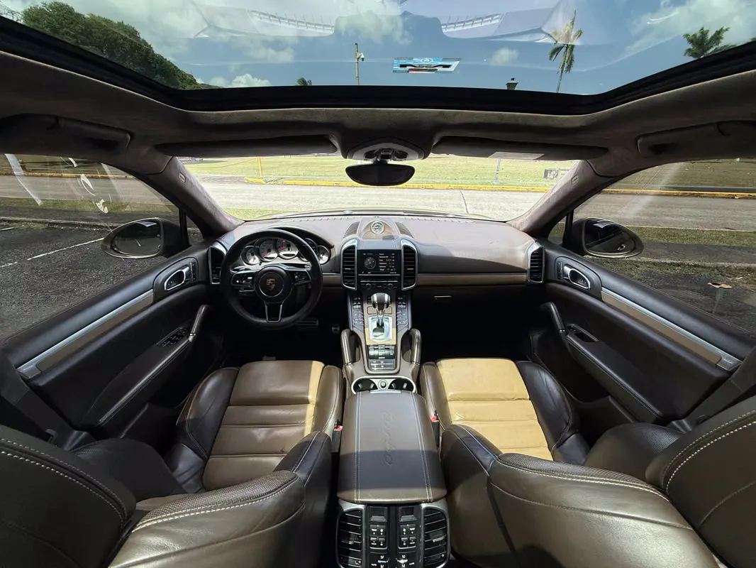 2015 Porsche Cayenne