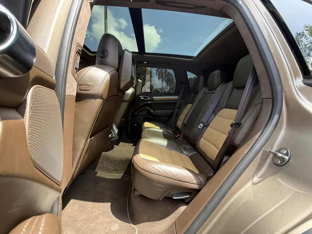 2015 Porsche Cayenne