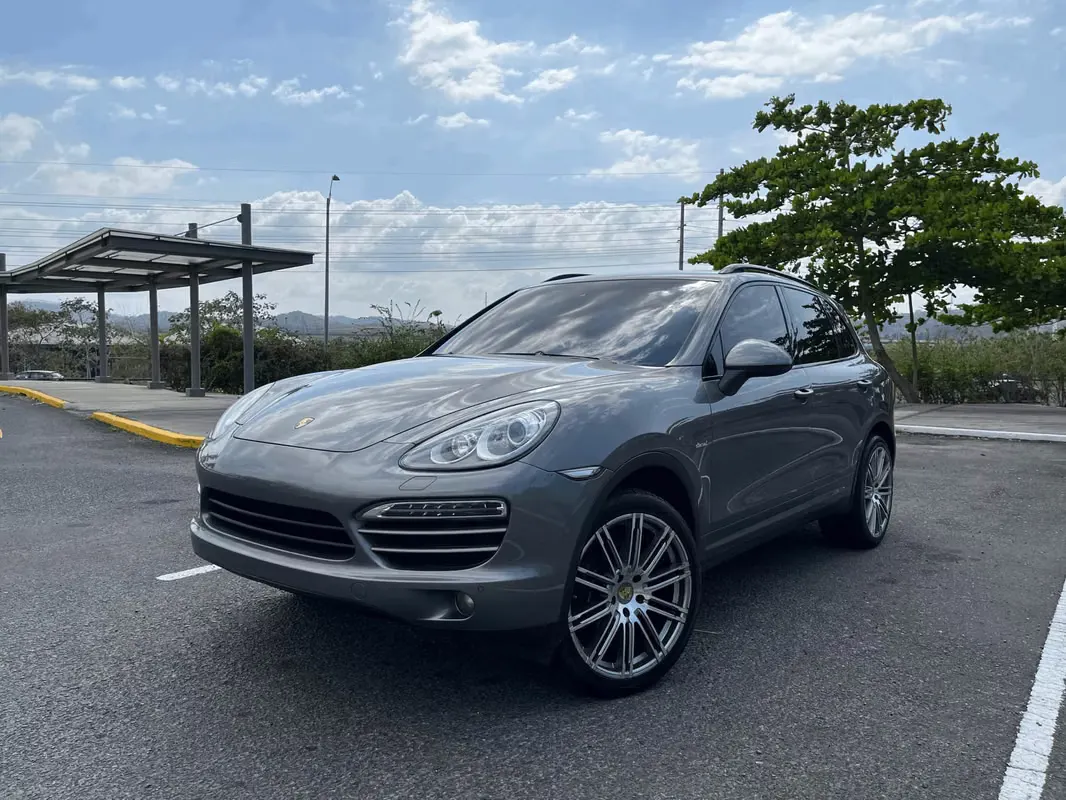2012 Porsche Cayenne