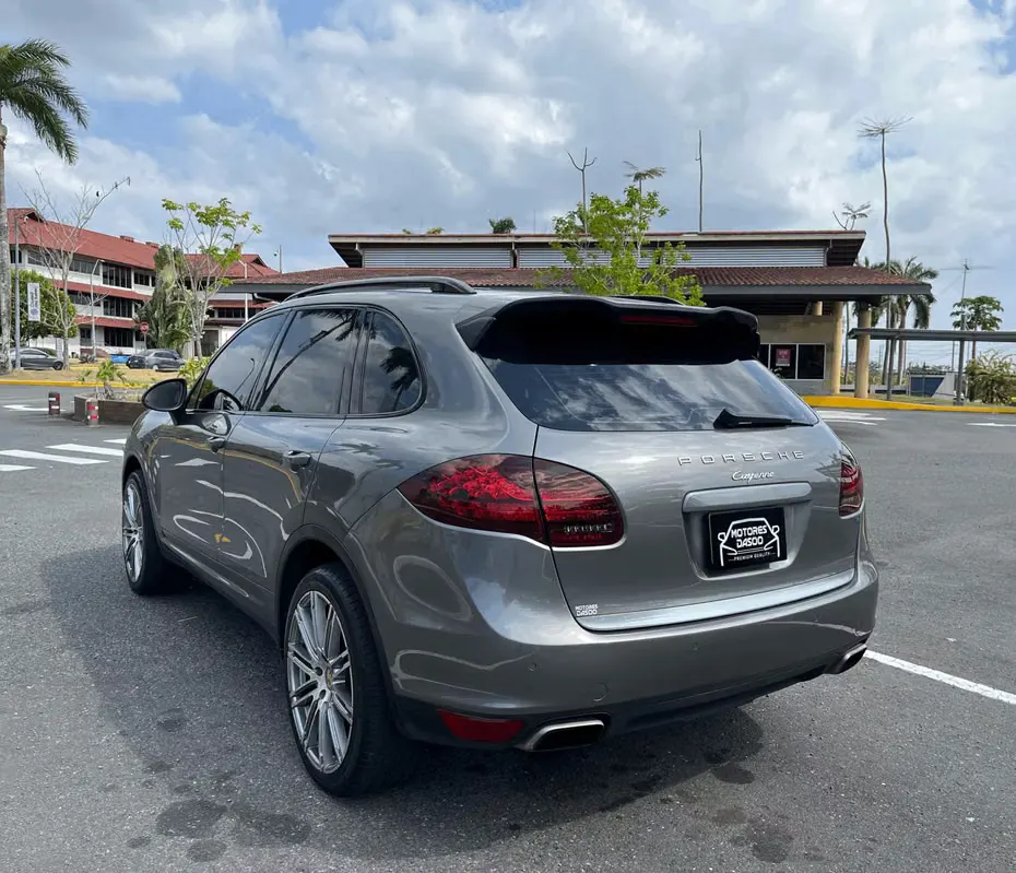 2012 Porsche Cayenne