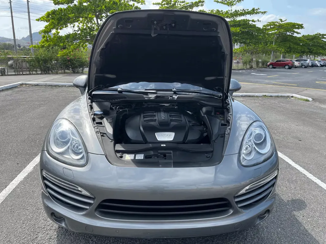 2012 Porsche Cayenne