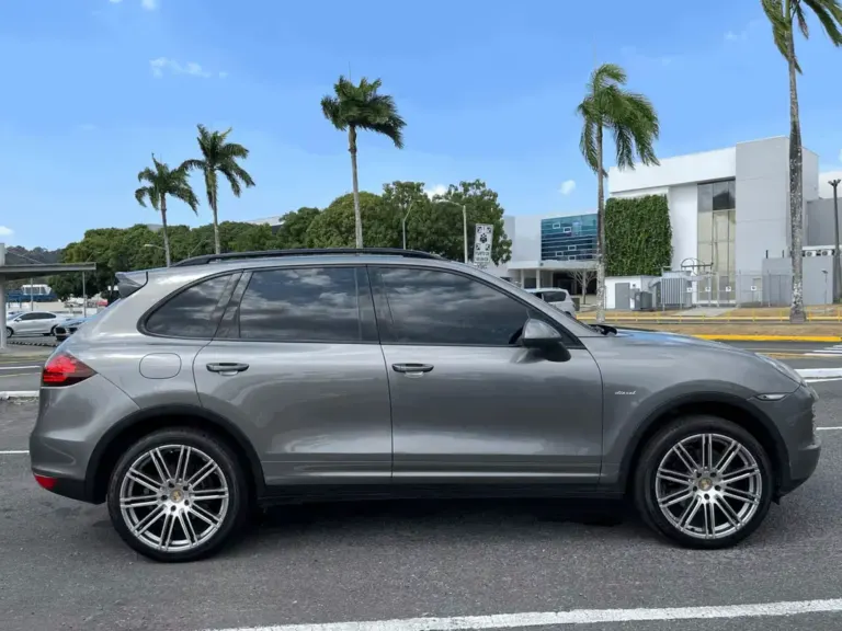 2012 Porsche Cayenne