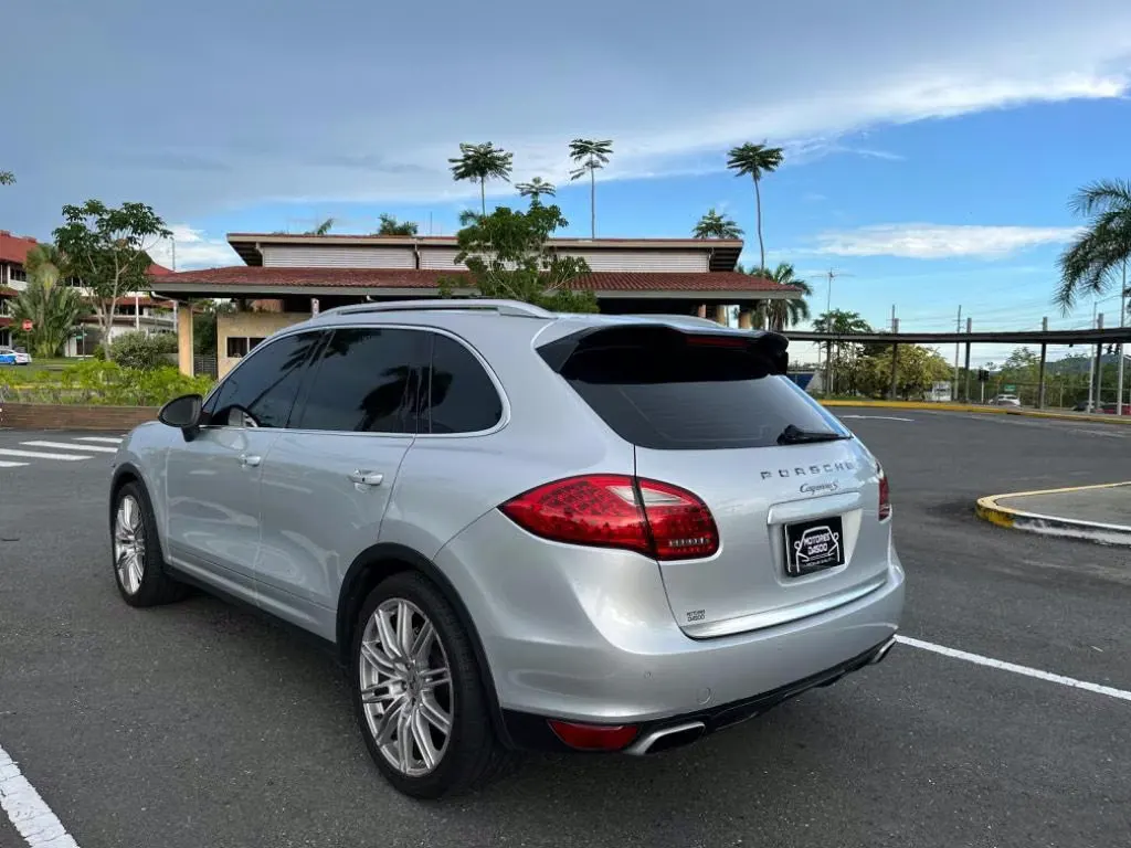 2011 Porsche Cayenne