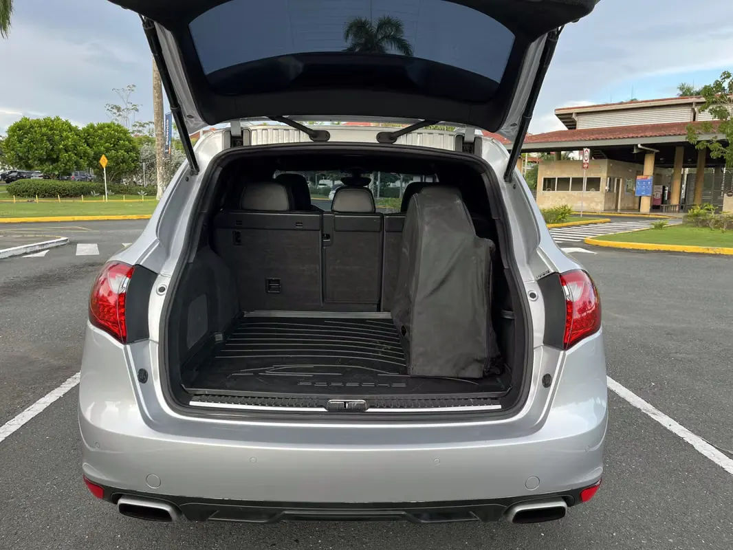 2011 Porsche Cayenne