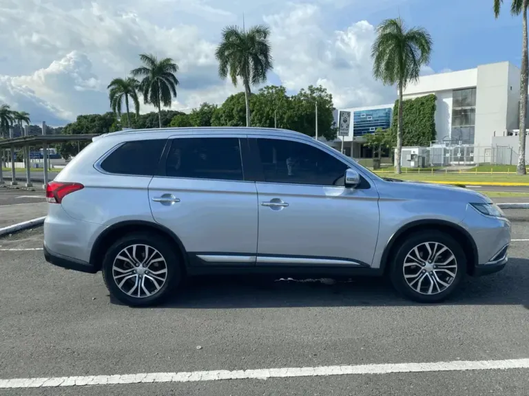 2018 Mitsubishi Outlander