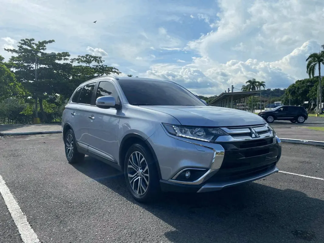 2018 Mitsubishi Outlander