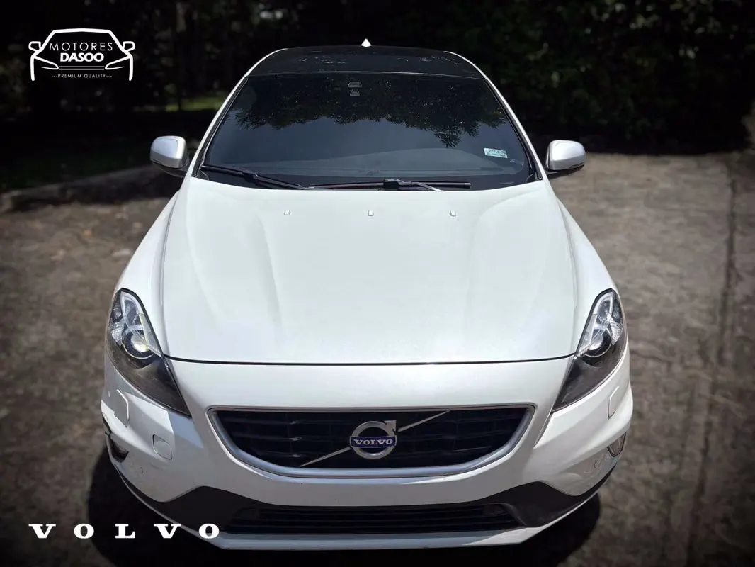 2016 Volvo V40