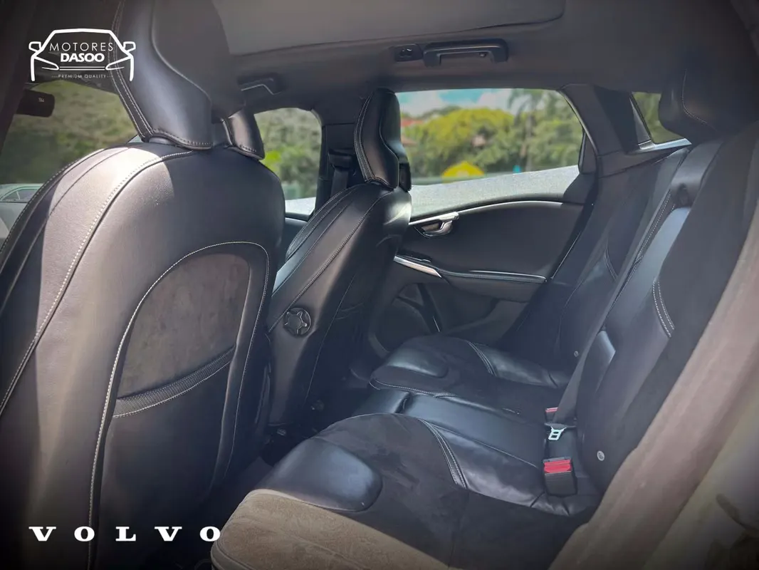2016 Volvo V40