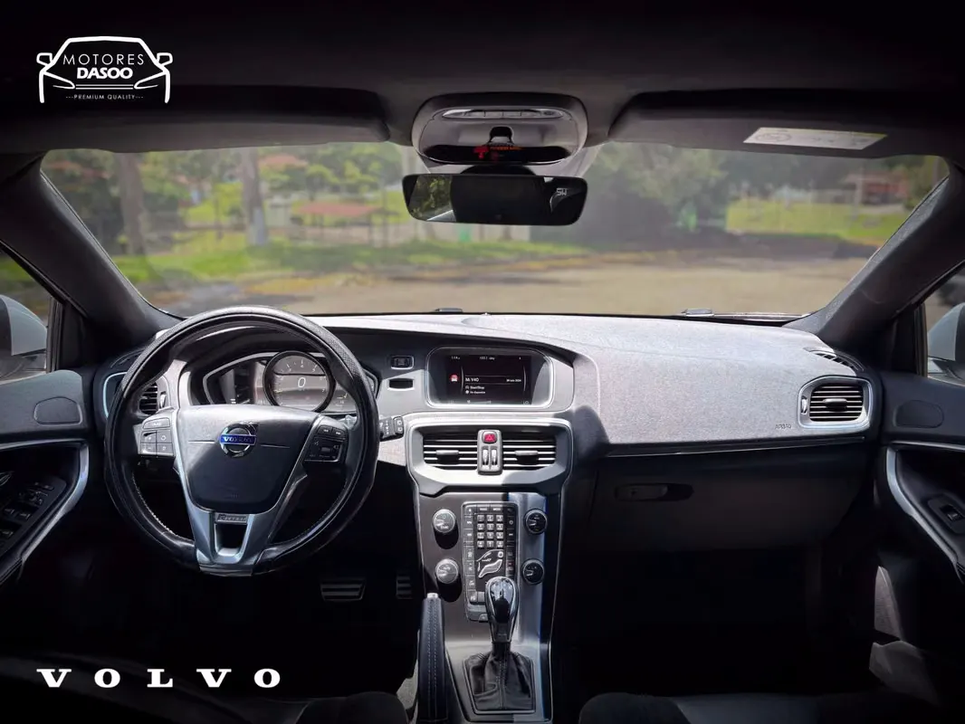 2016 Volvo V40