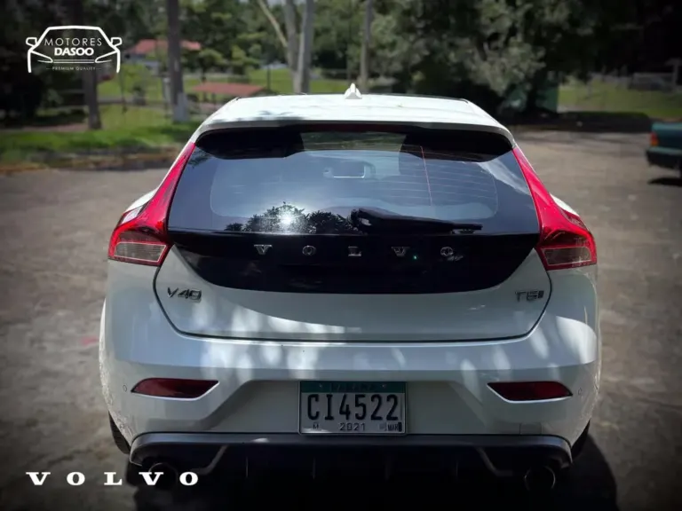 2016 Volvo V40