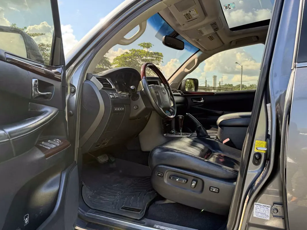 2013 Lexus LX