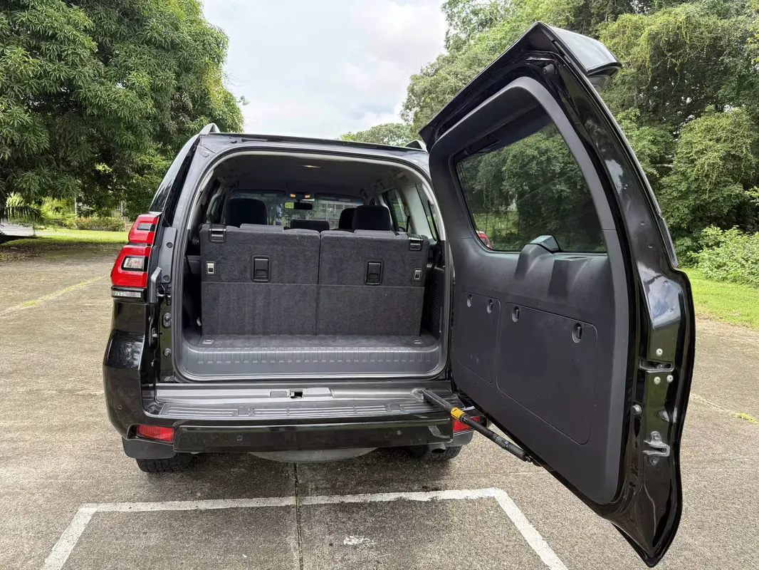 2019 Toyota Land Cruiser Prado