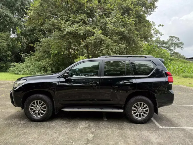 2019 Toyota Land Cruiser Prado