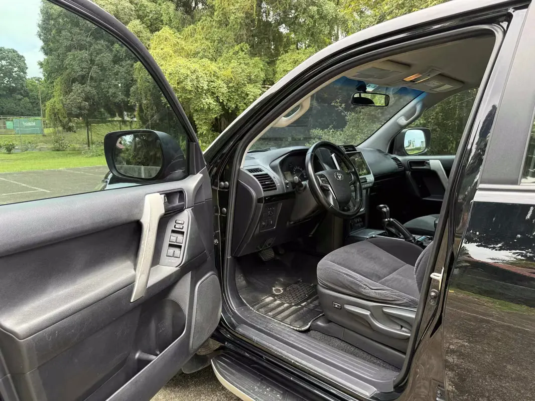 2019 Toyota Land Cruiser Prado