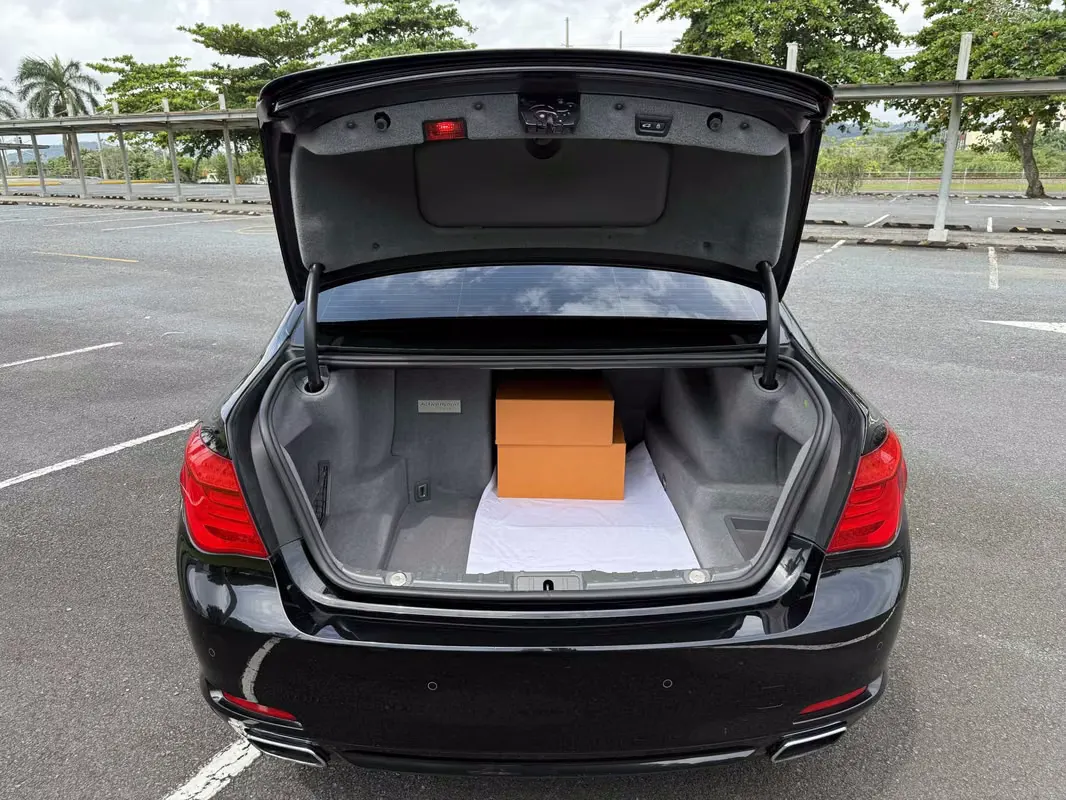 2011 BMW ActiveHybrid 7