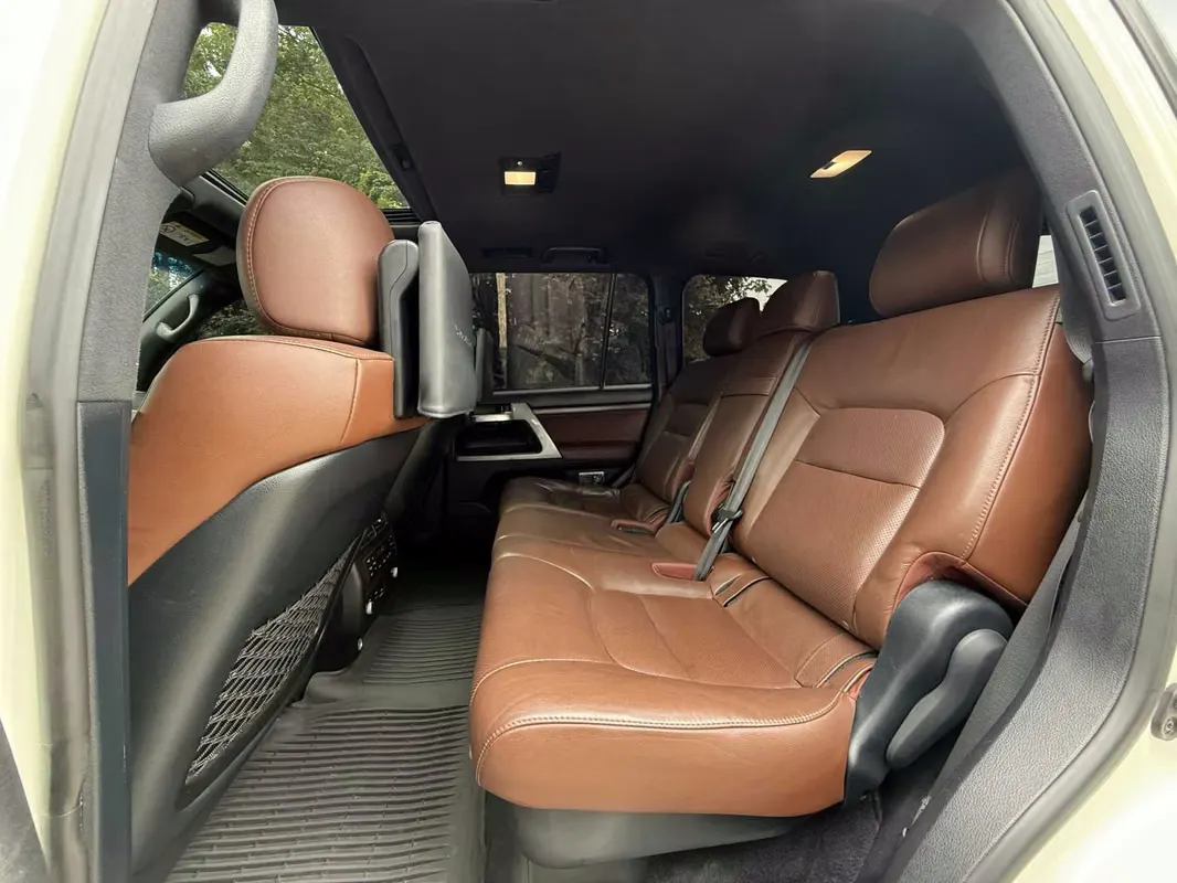 2019 Toyota Land Cruiser