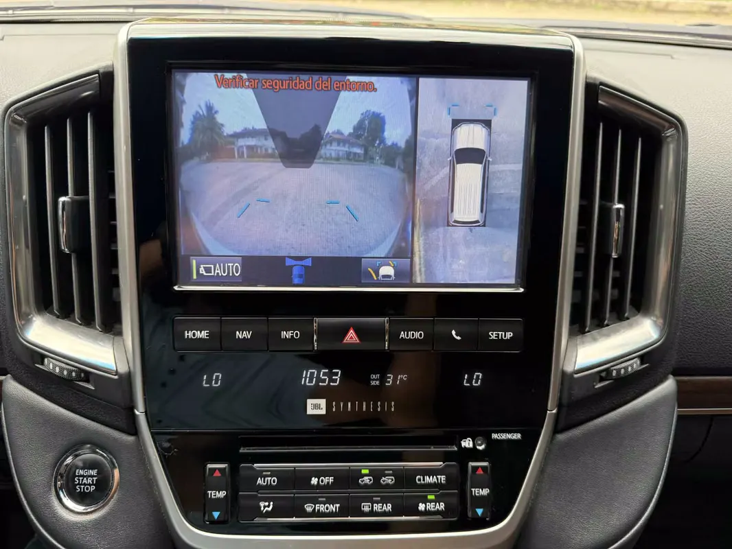 2019 Toyota Land Cruiser