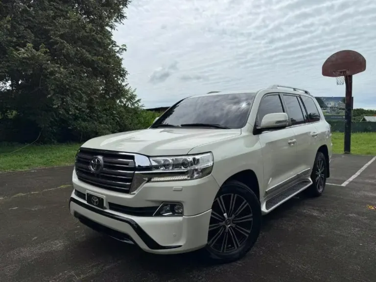 2019 Toyota Land Cruiser