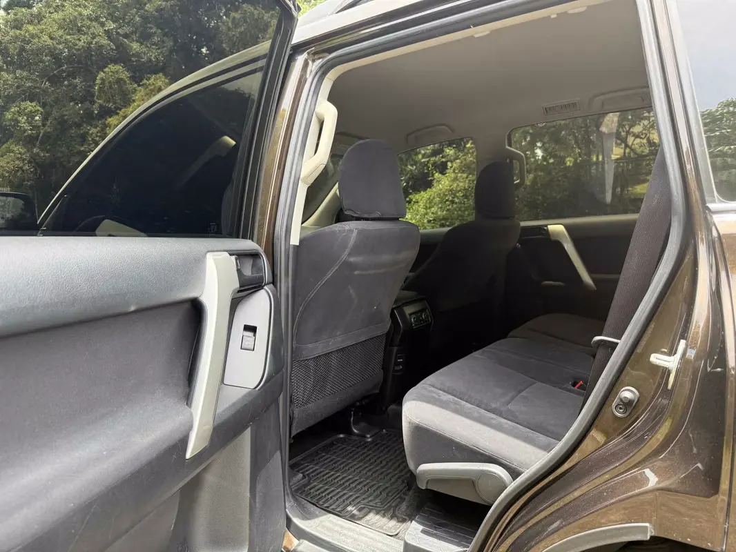 2019 Toyota Land Cruiser Prado
