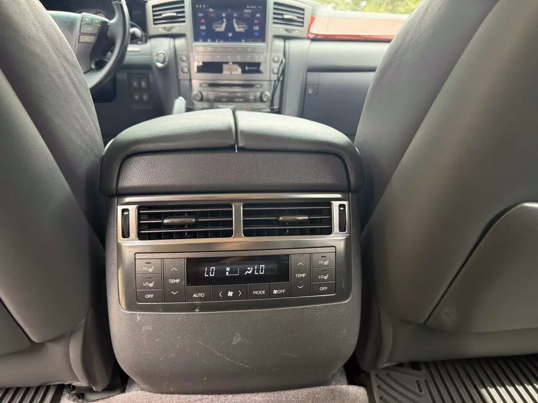 2010 Lexus LX