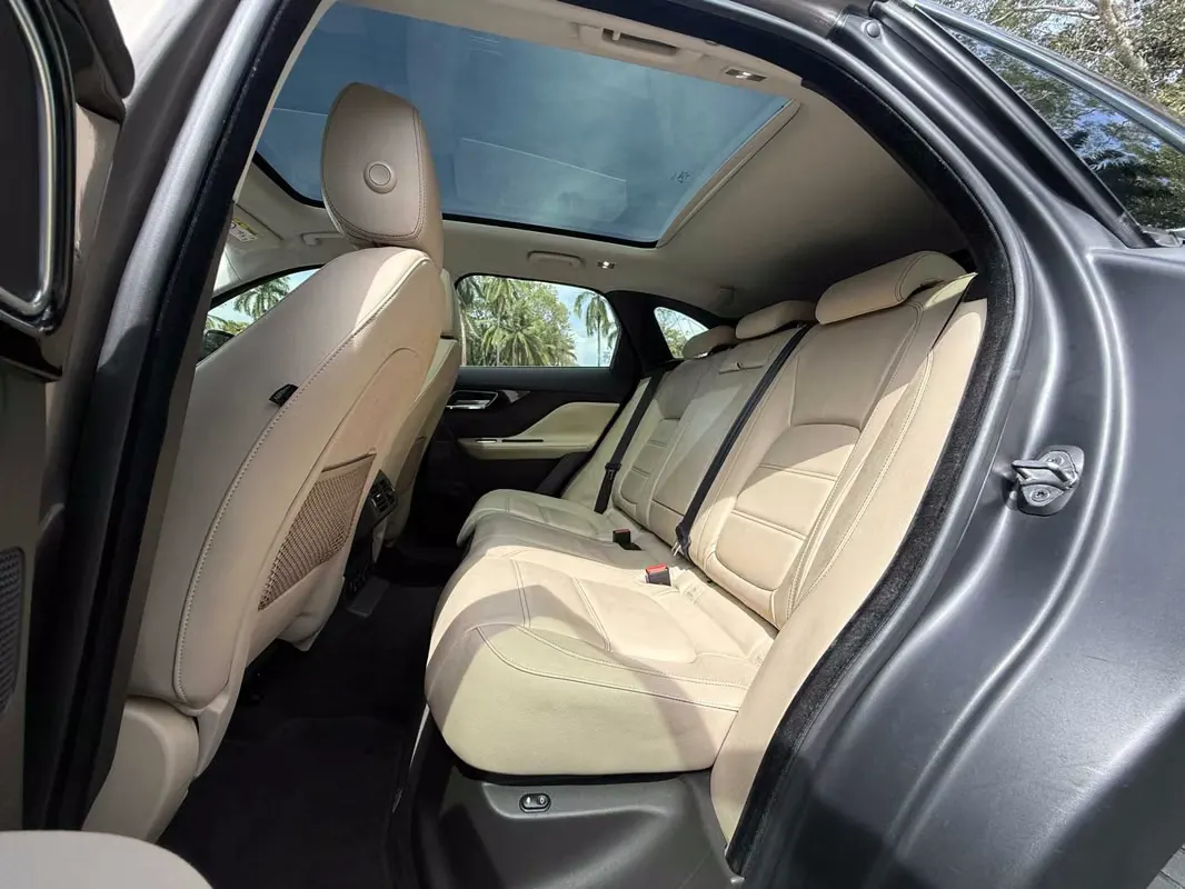 2017 Jaguar F-Pace