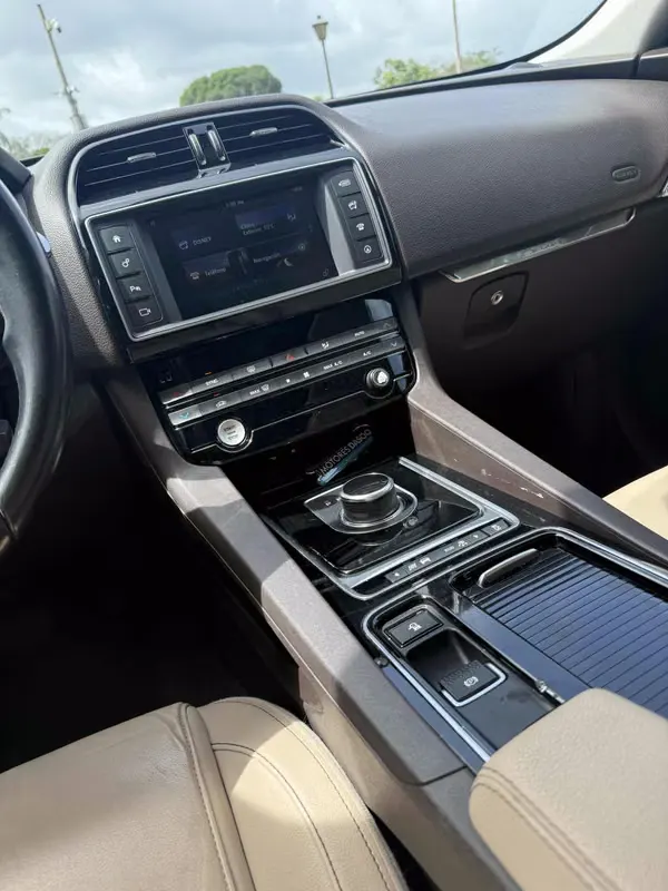2017 Jaguar F-Pace