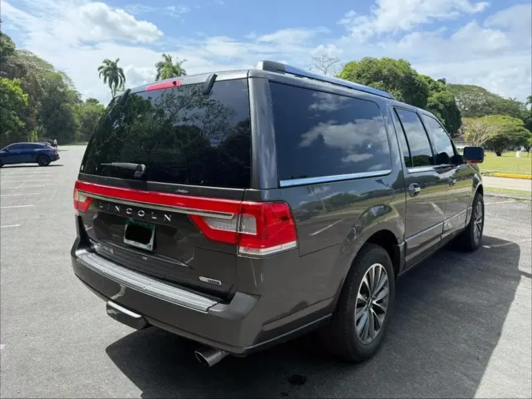 2016 Lincoln Navigator