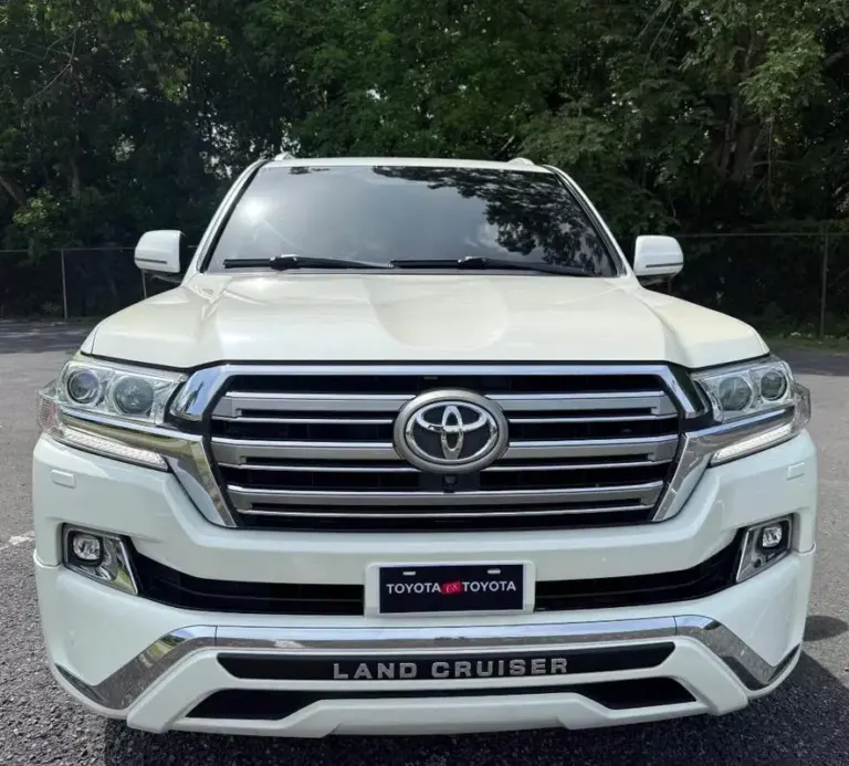 2019 Toyota Land Cruiser