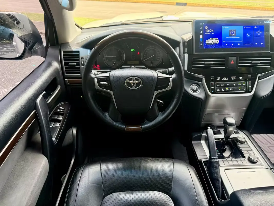 2019 Toyota Land Cruiser