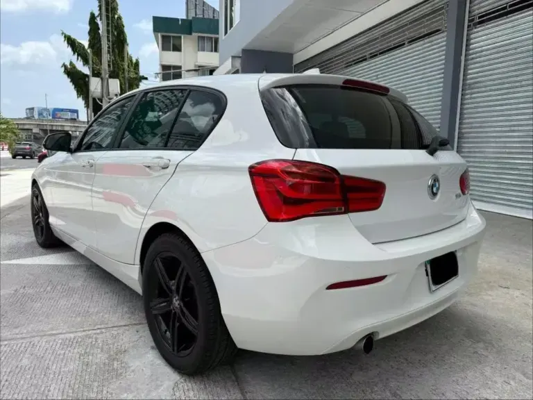 2017 BMW 118i