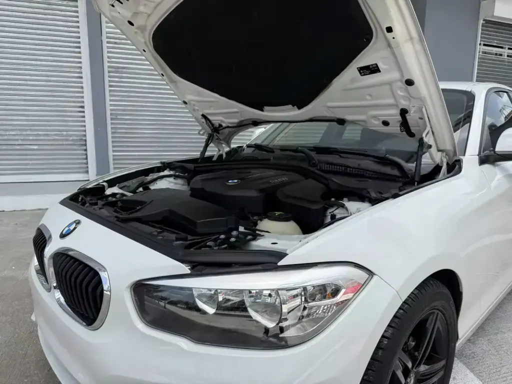 2017 BMW 118i