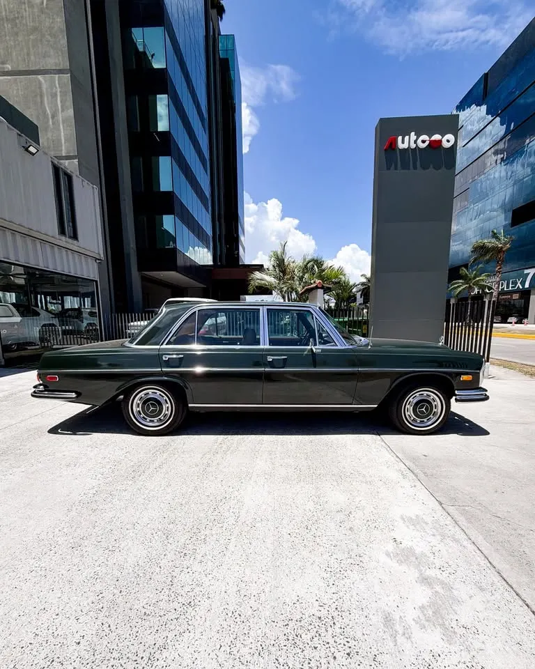 1971 Mercedes-Benz 300 SEL