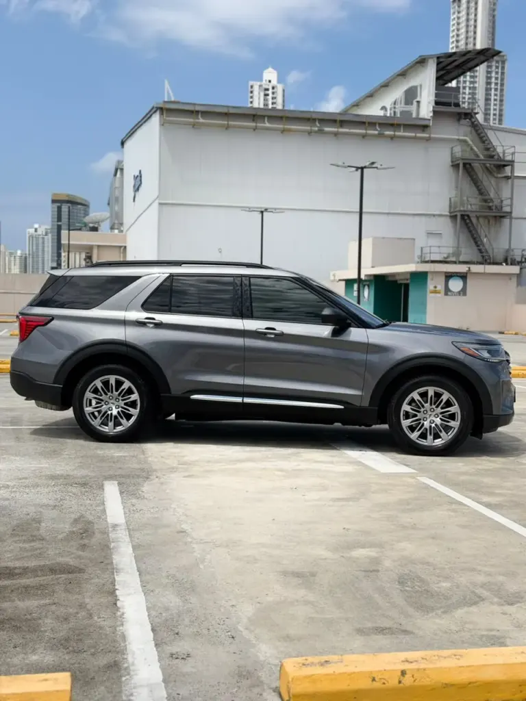 2025 Ford Explorer