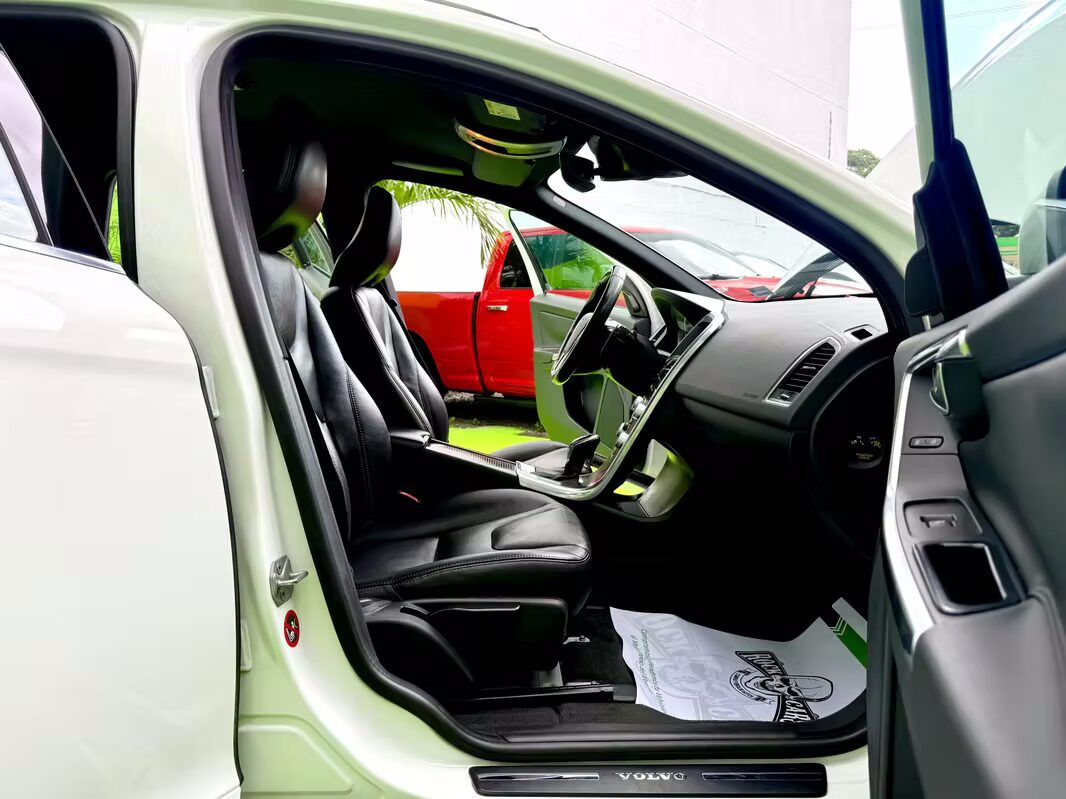 2016 Volvo XC60