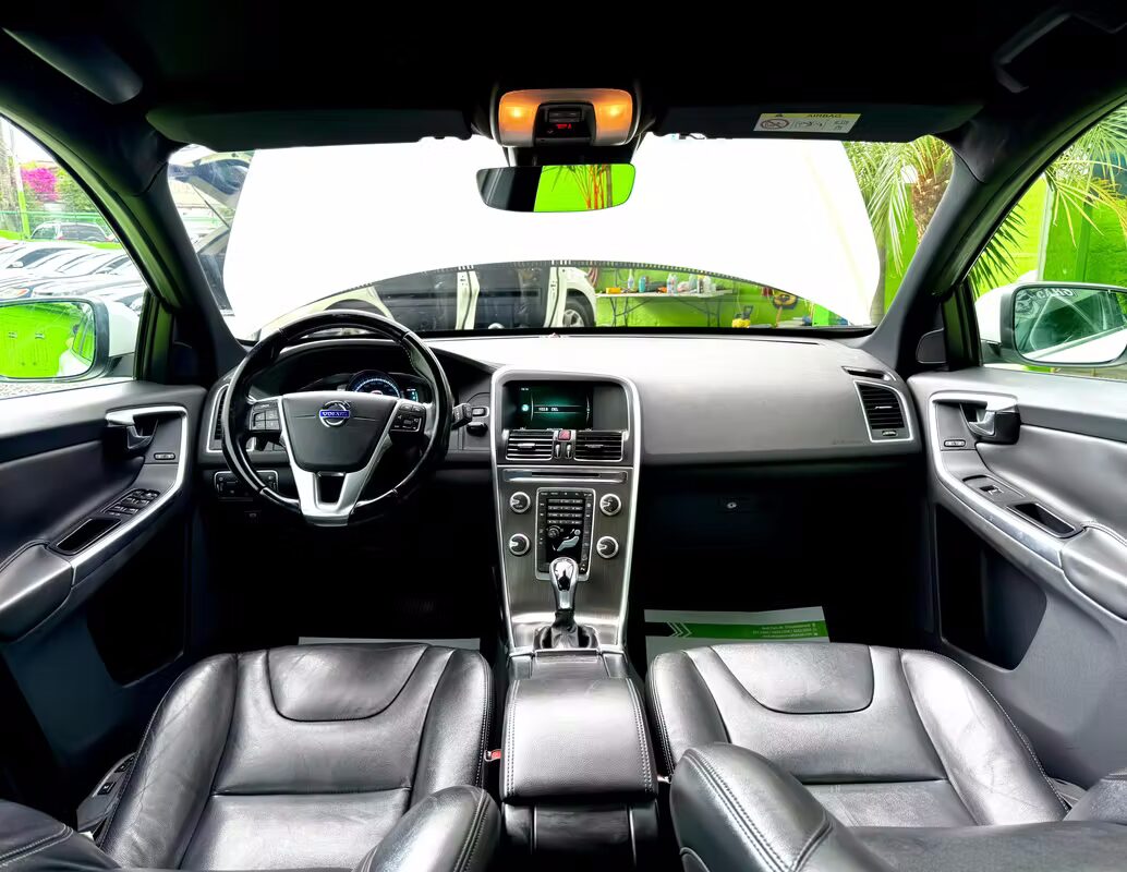 2016 Volvo XC60