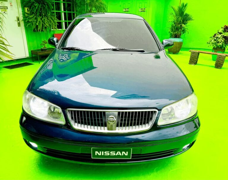 2004 Nissan Almera
