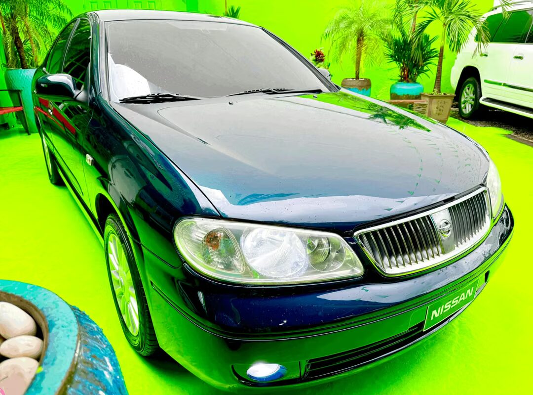 2004 Nissan Almera