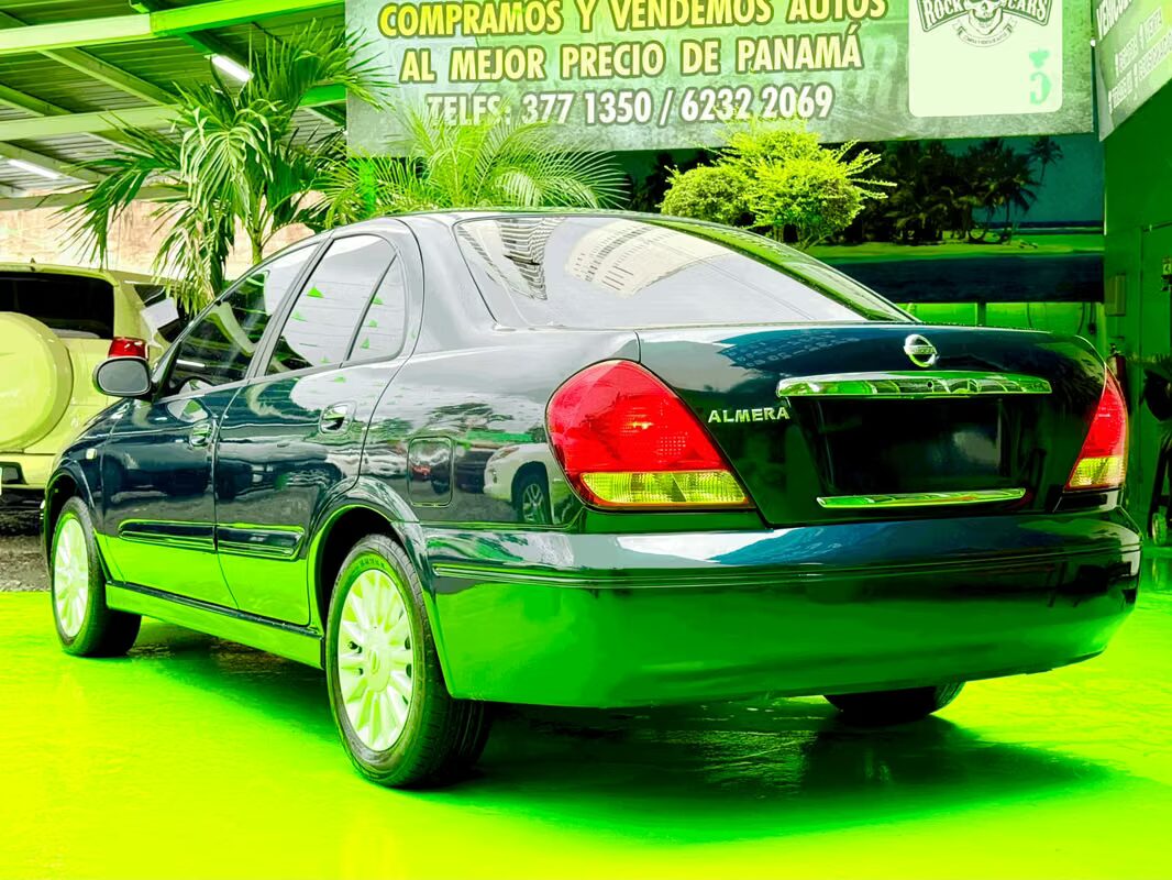 2004 Nissan Almera