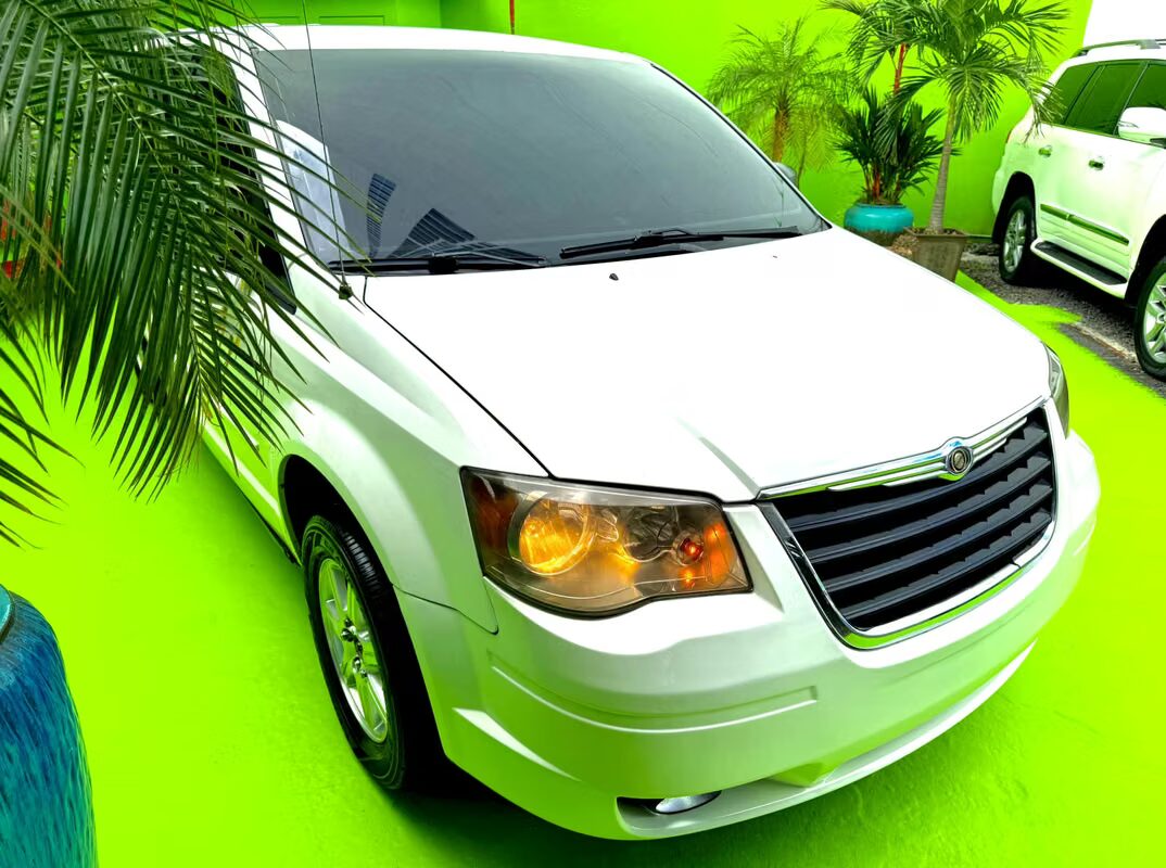 2008 Chrysler Town & Country
