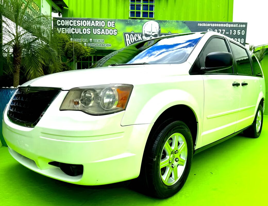 2008 Chrysler Town & Country