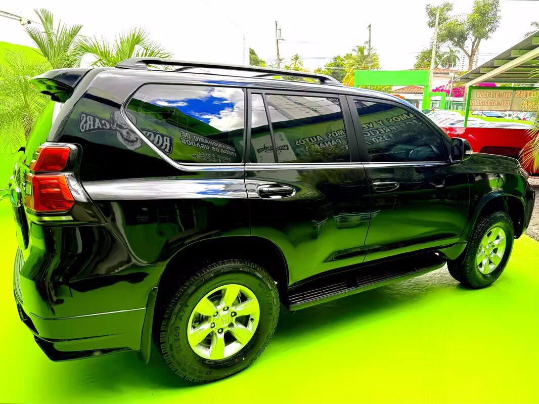 2012 Toyota Land Cruiser Prado