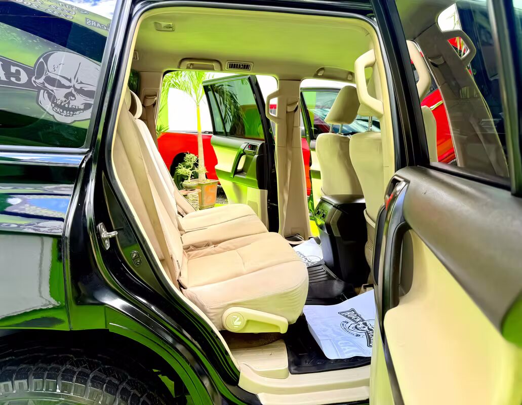 2012 Toyota Land Cruiser Prado