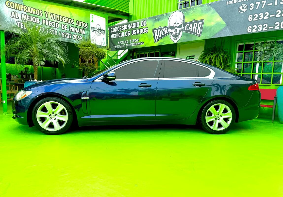 2011 Jaguar XF