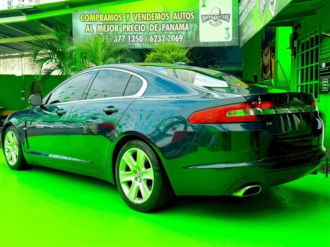 2011 Jaguar XF
