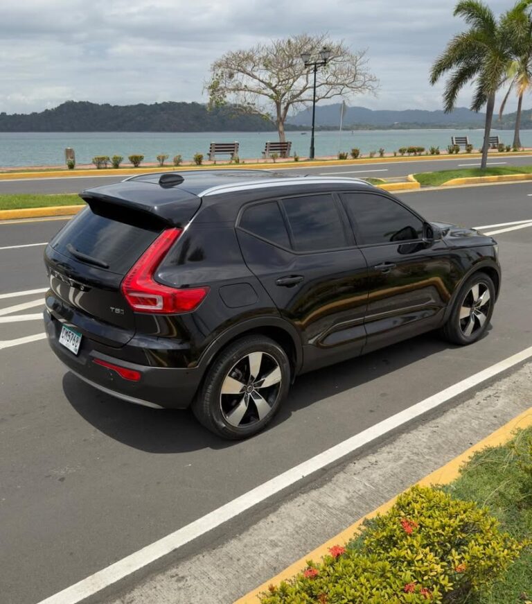 2018 Volvo XC40